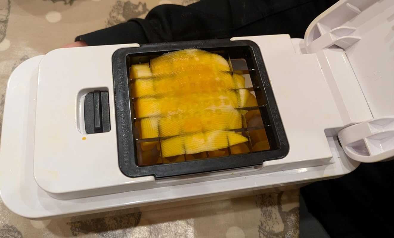 SHAHARIA Vegetable Chopper, 14-in-1 Food Slicer, Onion Chopper, Mandoline Vegetable Slicer, Cutter, Spiralizer, 7 Stainless Steel Blades and Includes a Food Storage for Kitchen. Amazon.co.uk: Home & Kitchen - Image 26